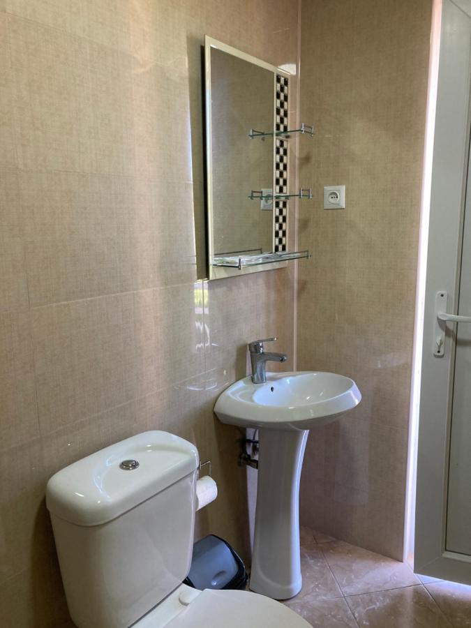 Гостевой дом Дом No14 Кутаиси Экстерьер фото