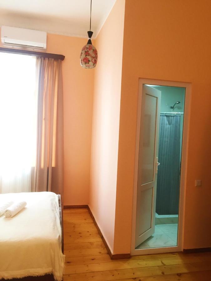 Гостевой дом Дом No14 Кутаиси Экстерьер фото