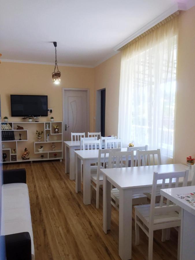 Гостевой дом Дом No14 Кутаиси Экстерьер фото