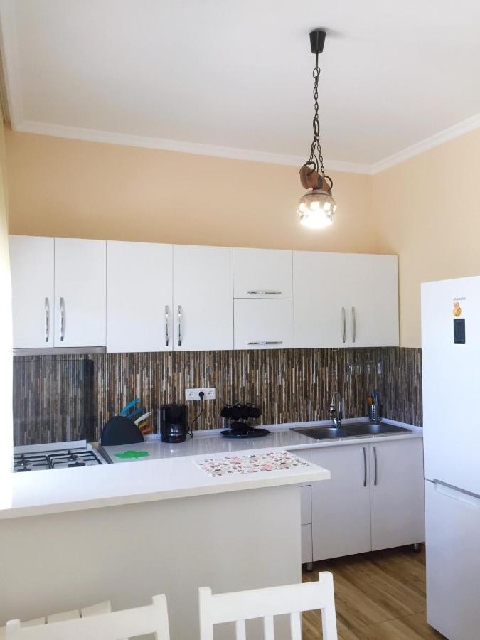 Гостевой дом Дом No14 Кутаиси Экстерьер фото